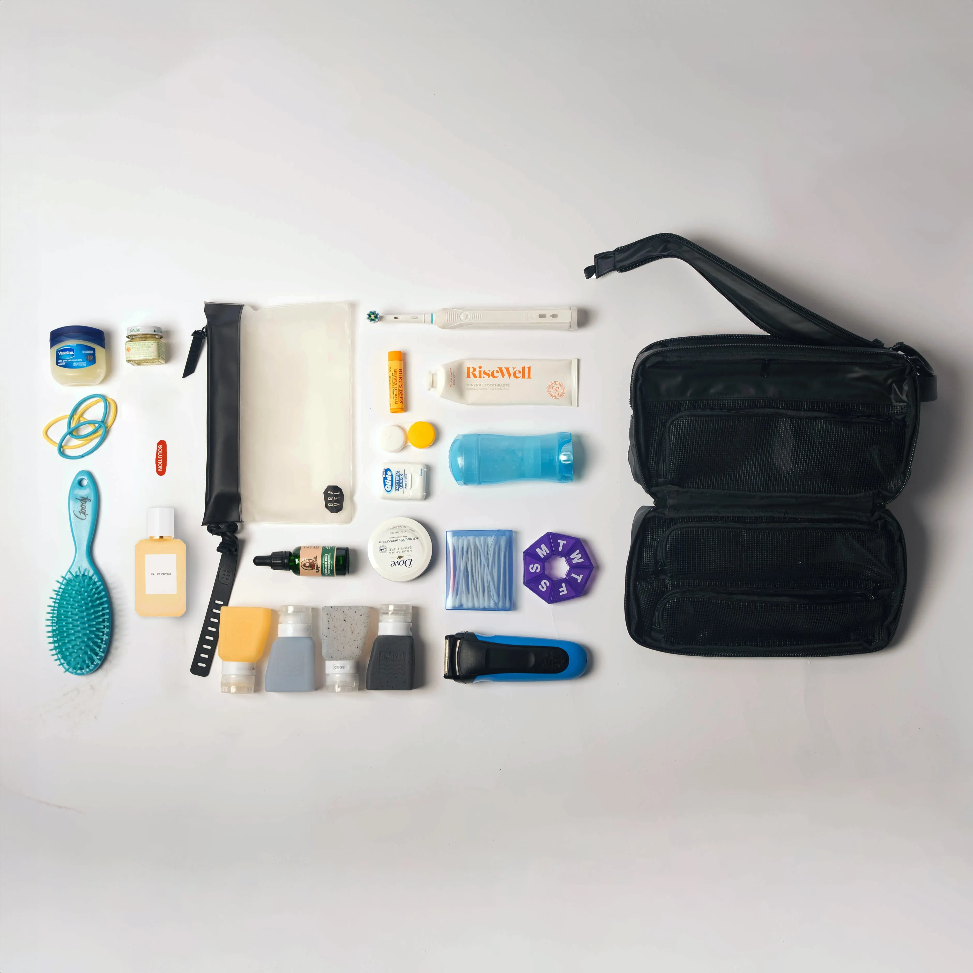 Garage Sale | Explorer MAX™ Toiletry Bag - Packing the Most