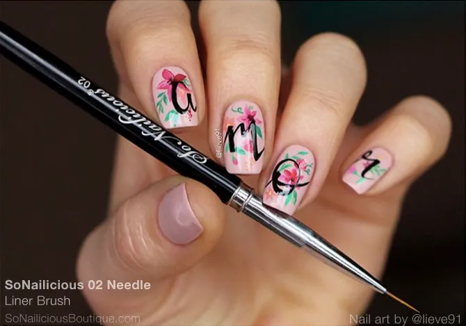 SoNailicious Brush 02 NEEDLE - Liner Nail Art Brush