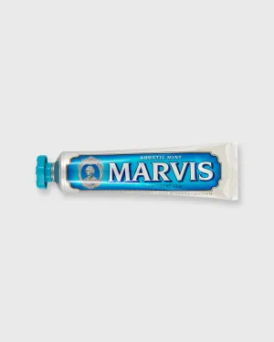 Toothpaste in Aquatic Mint