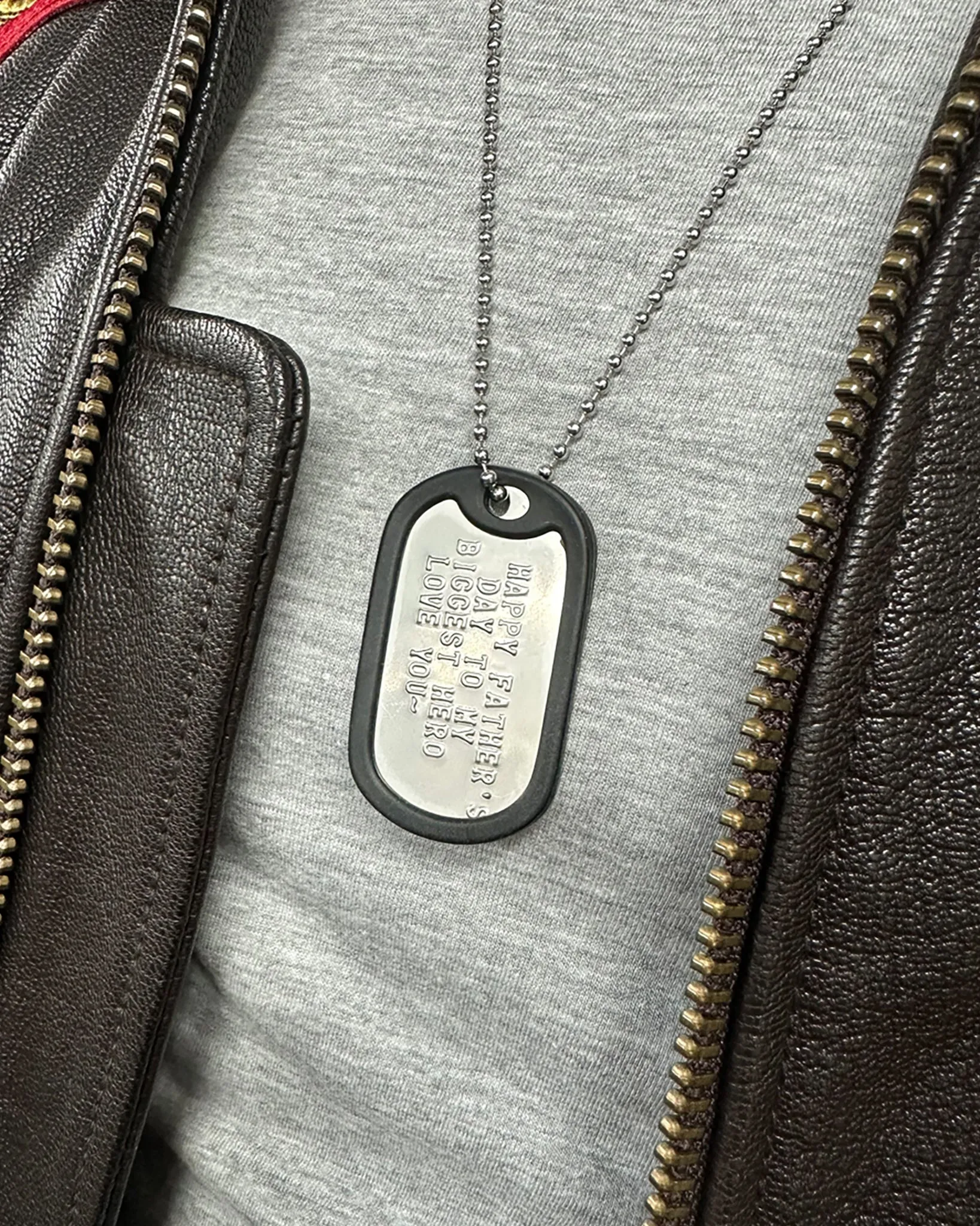 TOP GUN® CUSTOMIZABLE MILITARY DOG TAG NECKLACE